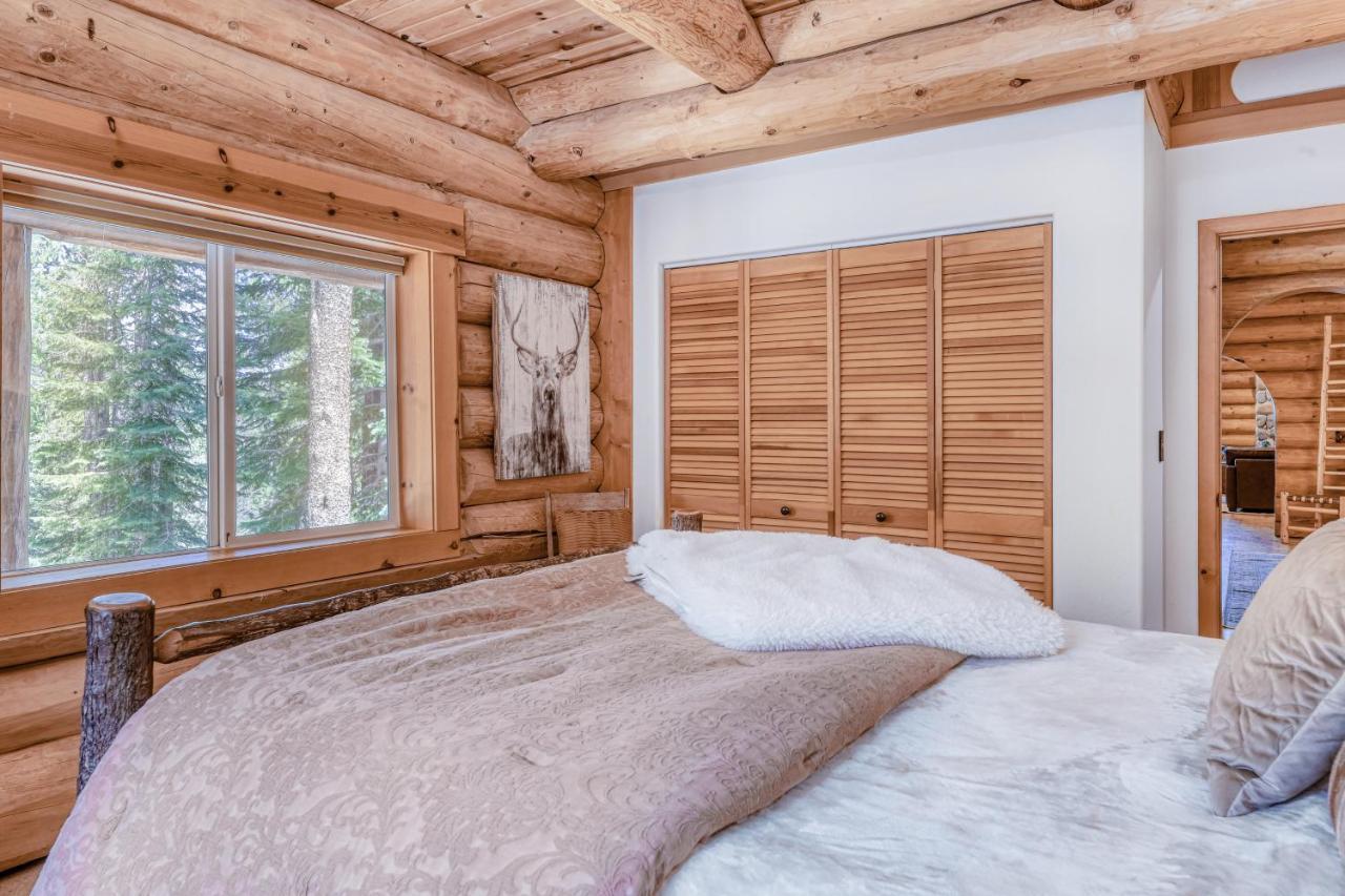 Log Cabin Estate - Falcon Ridge Truckee Exterior foto